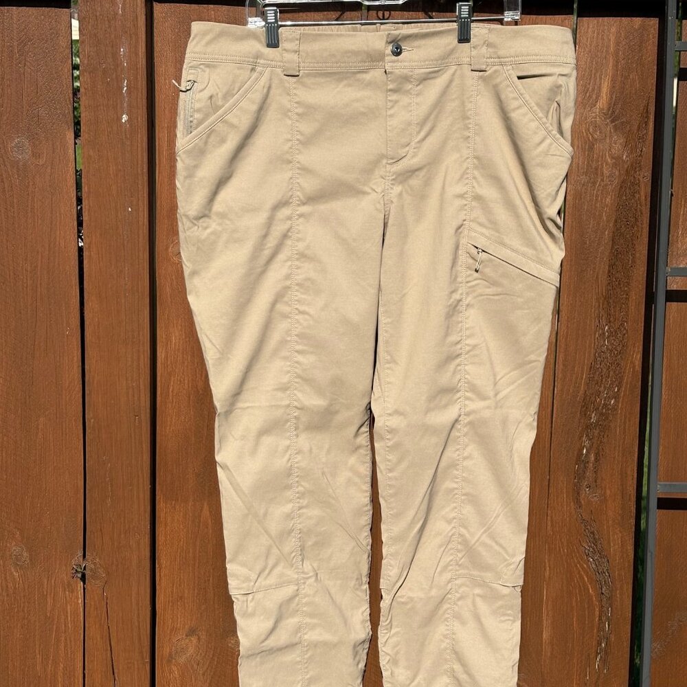 Women's Duluth Dry on the Fly Slim Leg Pants, Taupe